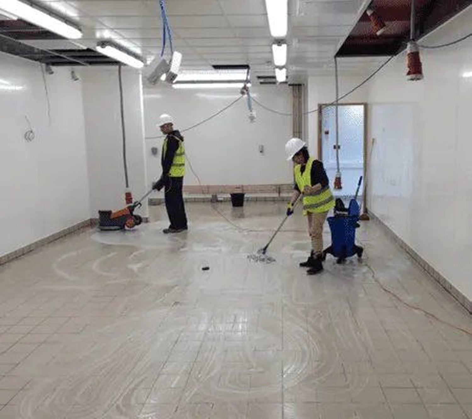 Trendbau – Innenausbau – Bauendreinigung & Endreinigung