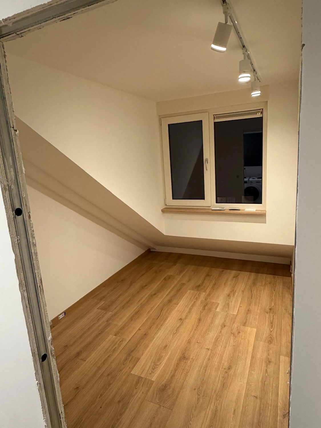 Trendbau – Innenausbau – Zimmer Holzboden